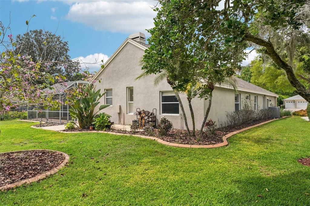 Active With Contract: $819,900 (4 beds, 3 baths, 2426 Square Feet)