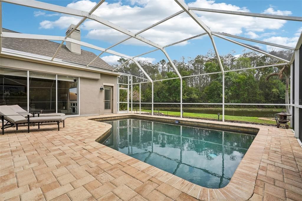 Active With Contract: $819,900 (4 beds, 3 baths, 2426 Square Feet)
