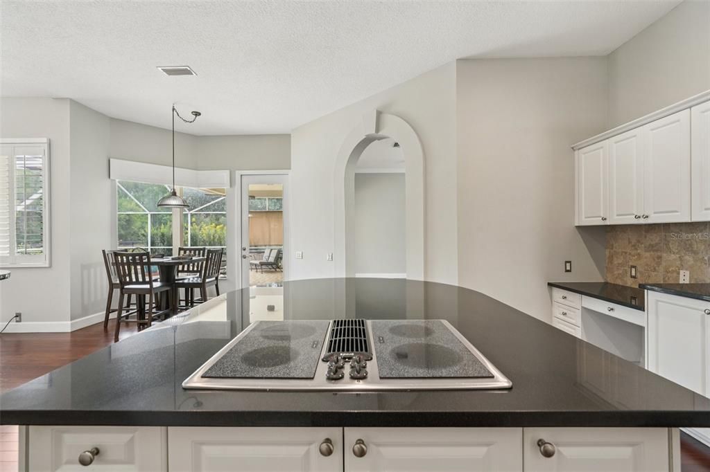 Active With Contract: $819,900 (4 beds, 3 baths, 2426 Square Feet)