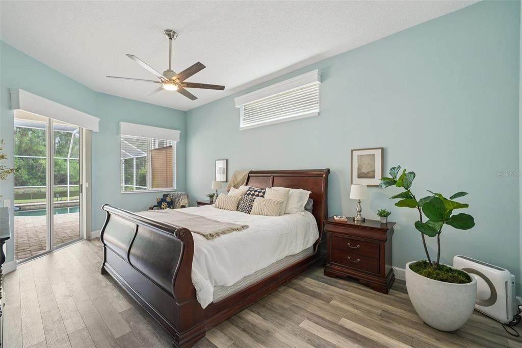 Active With Contract: $819,900 (4 beds, 3 baths, 2426 Square Feet)