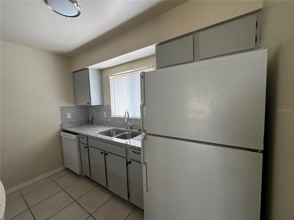 For Rent: $1,550 (2 beds, 2 baths, 1005 Square Feet)