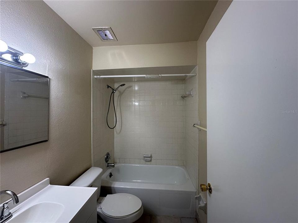 For Rent: $1,550 (2 beds, 2 baths, 1005 Square Feet)