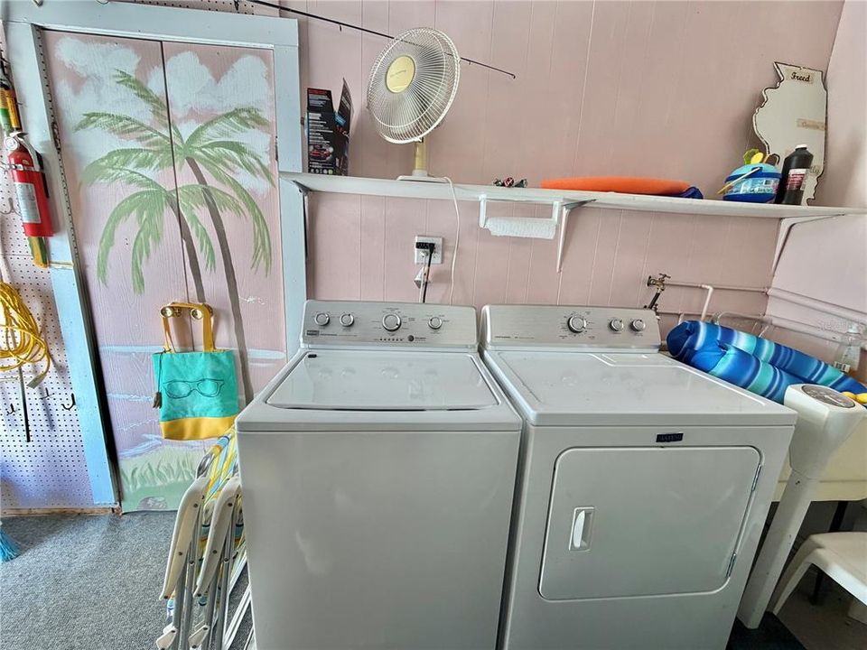 На продажу: $139,900 (2 спален, 2 ванн, 1236 Квадратных фут)