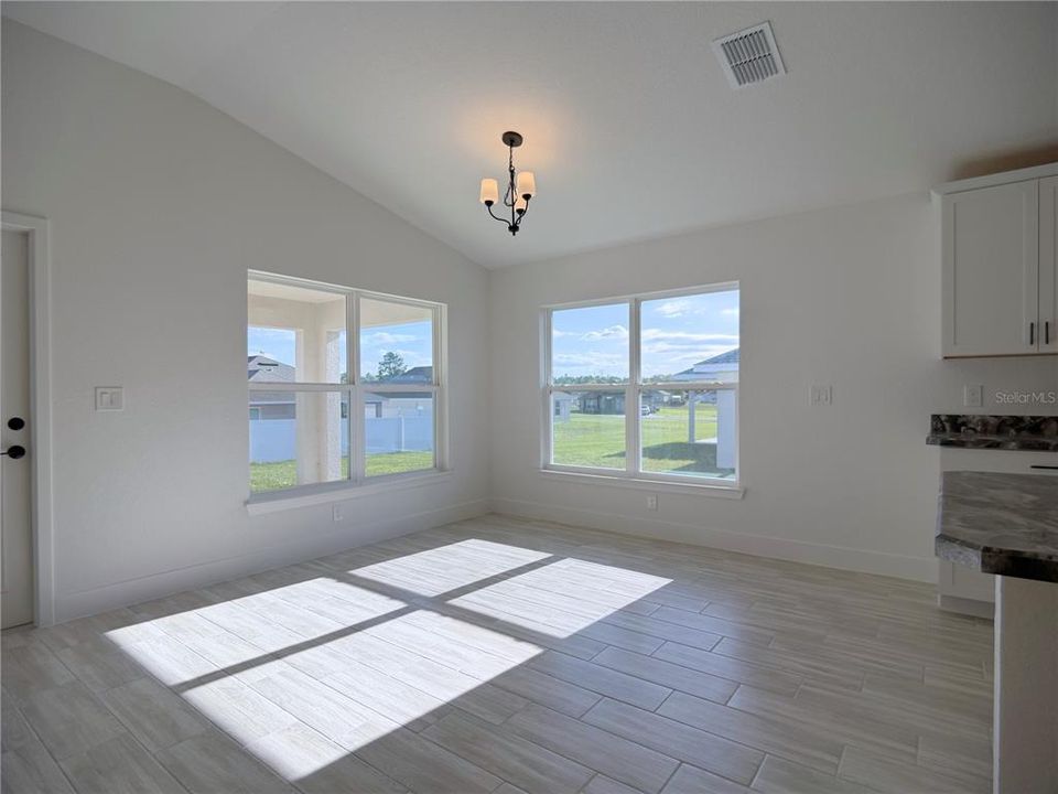 For Sale: $300,200 (3 beds, 2 baths, 1970 Square Feet)