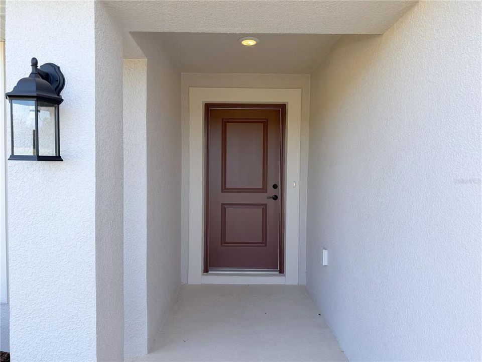 For Sale: $300,200 (3 beds, 2 baths, 1970 Square Feet)