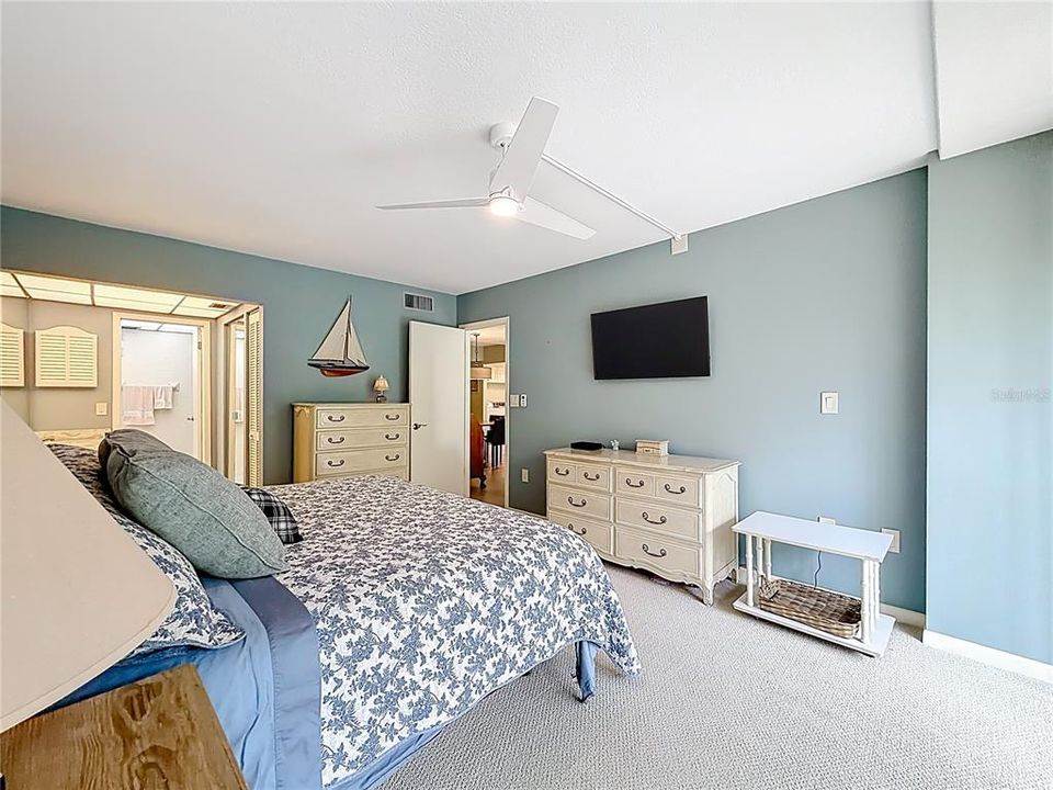 En Venta: $259,900 (2 camas, 2 baños, 1185 Pies cuadrados)