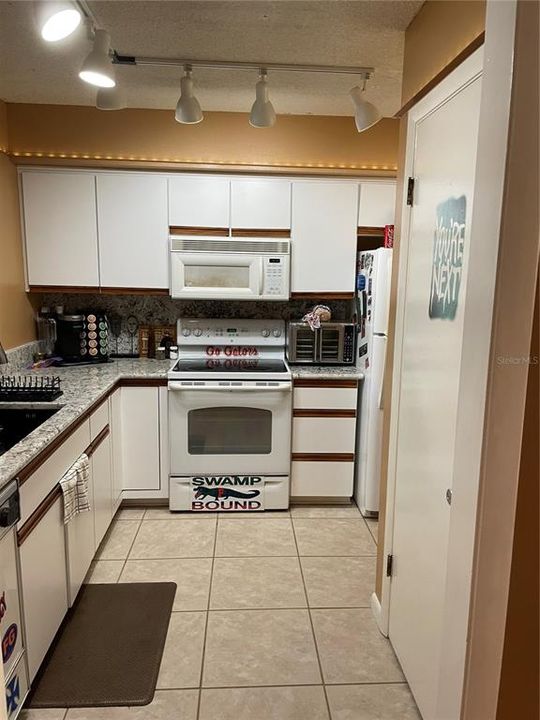 En Venta: $139,900 (2 camas, 2 baños, 1148 Pies cuadrados)