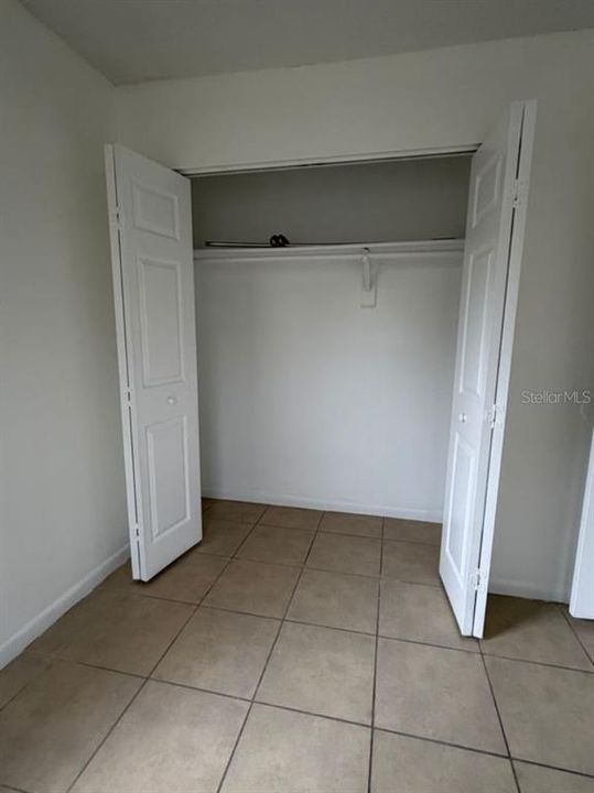 На продажу: $120,000 (2 спален, 1 ванн, 891 Квадратных фут)