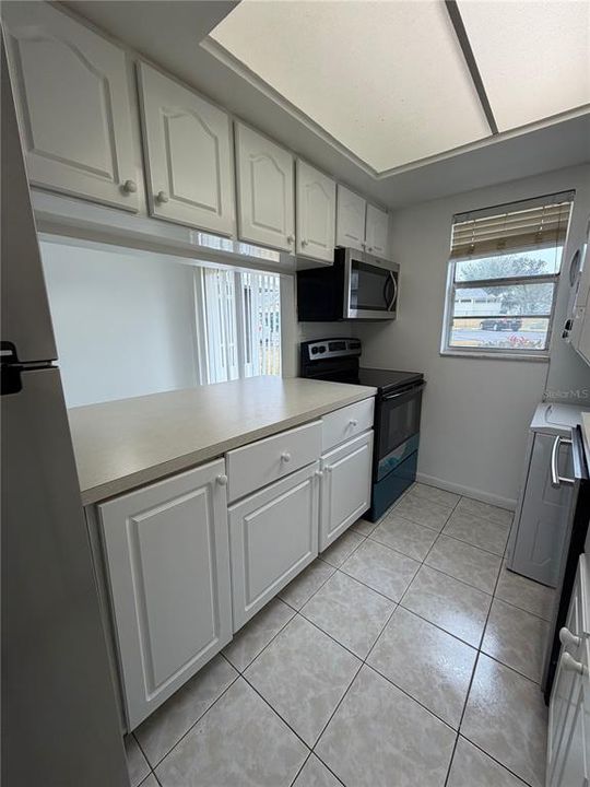 На продажу: $120,000 (2 спален, 1 ванн, 891 Квадратных фут)