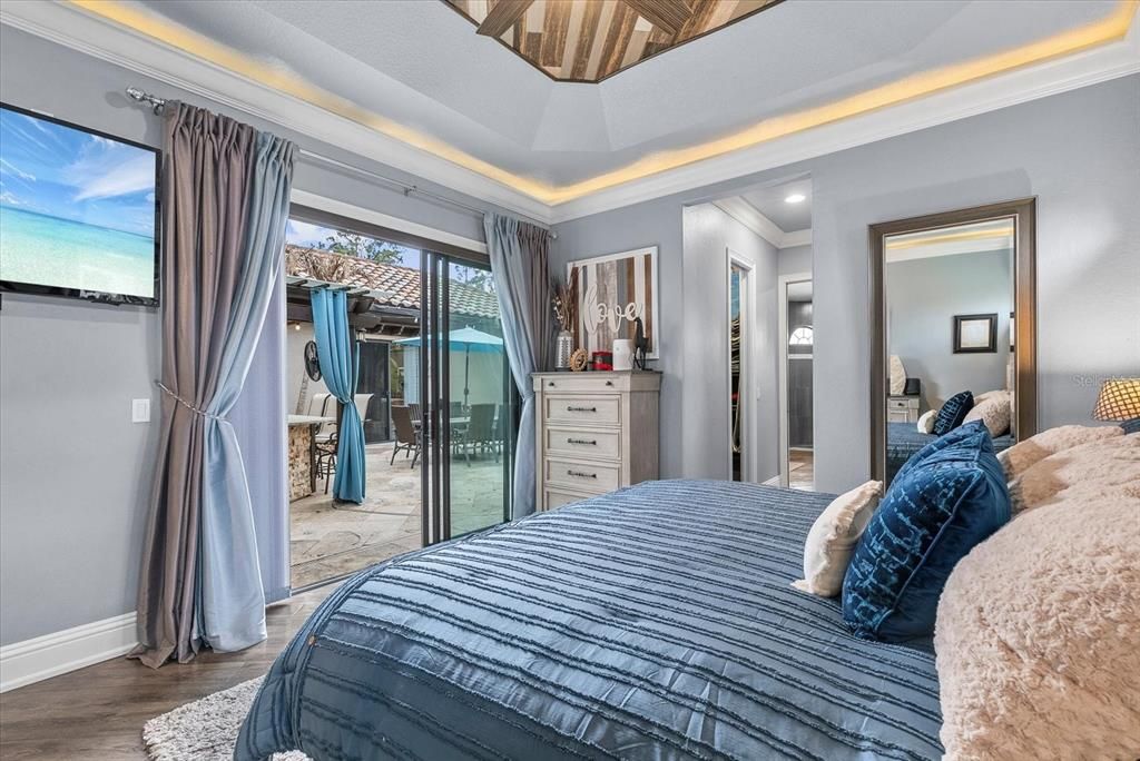 На продажу: $1,599,000 (6 спален, 4 ванн, 3802 Квадратных фут)