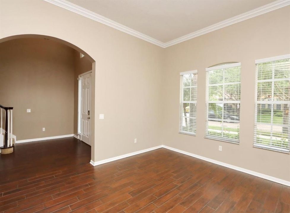 For Rent: $3,300 (4 beds, 4 baths, 3453 Square Feet)