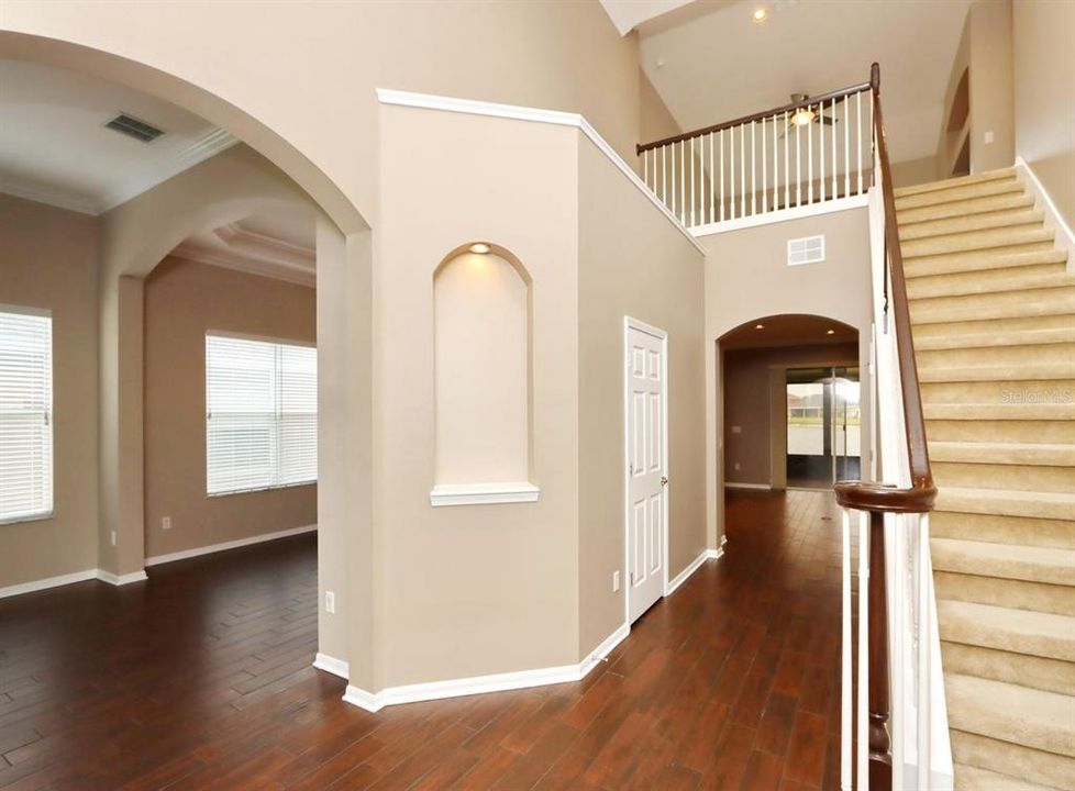 For Rent: $3,300 (4 beds, 4 baths, 3453 Square Feet)