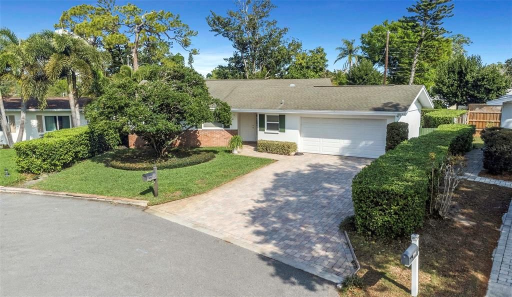 Activo con contrato: $449,000 (3 camas, 2 baños, 1312 Pies cuadrados)
