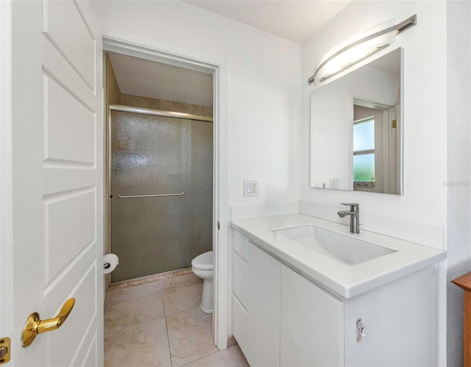 Activo con contrato: $449,000 (3 camas, 2 baños, 1312 Pies cuadrados)