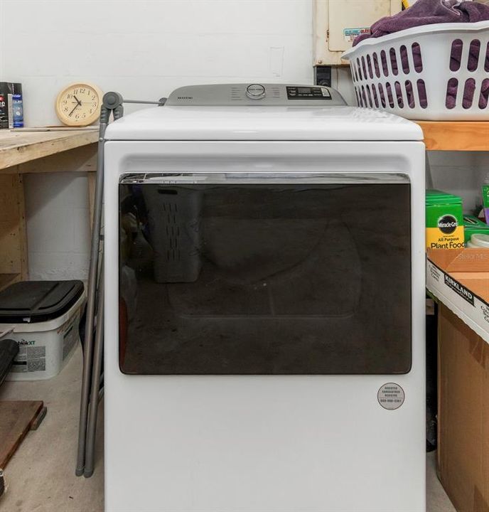 Activo con contrato: $449,000 (3 camas, 2 baños, 1312 Pies cuadrados)