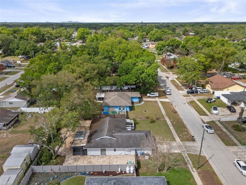 For Sale: $309,000 (3 beds, 2 baths, 1287 Square Feet)