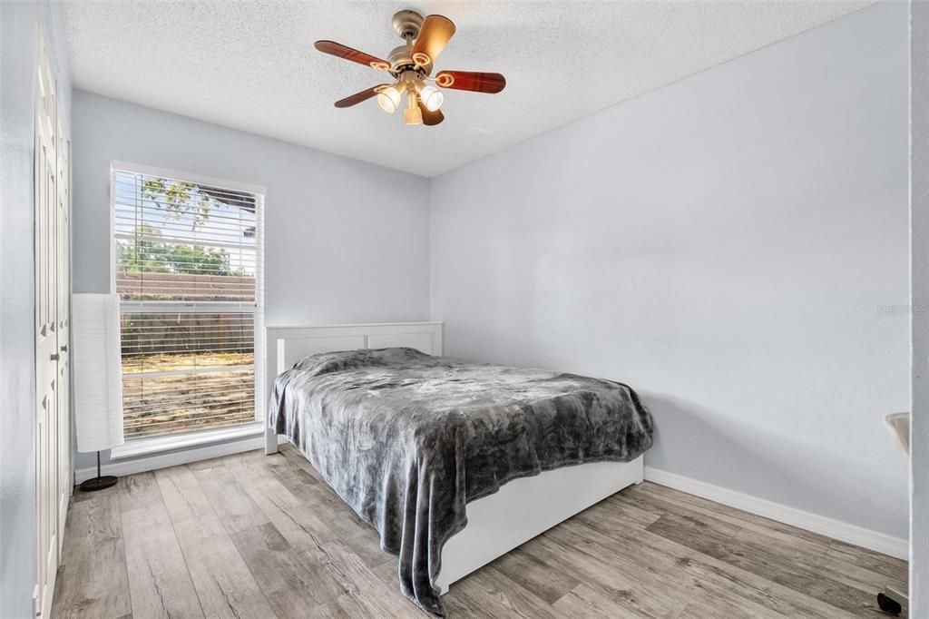 For Sale: $309,000 (3 beds, 2 baths, 1287 Square Feet)