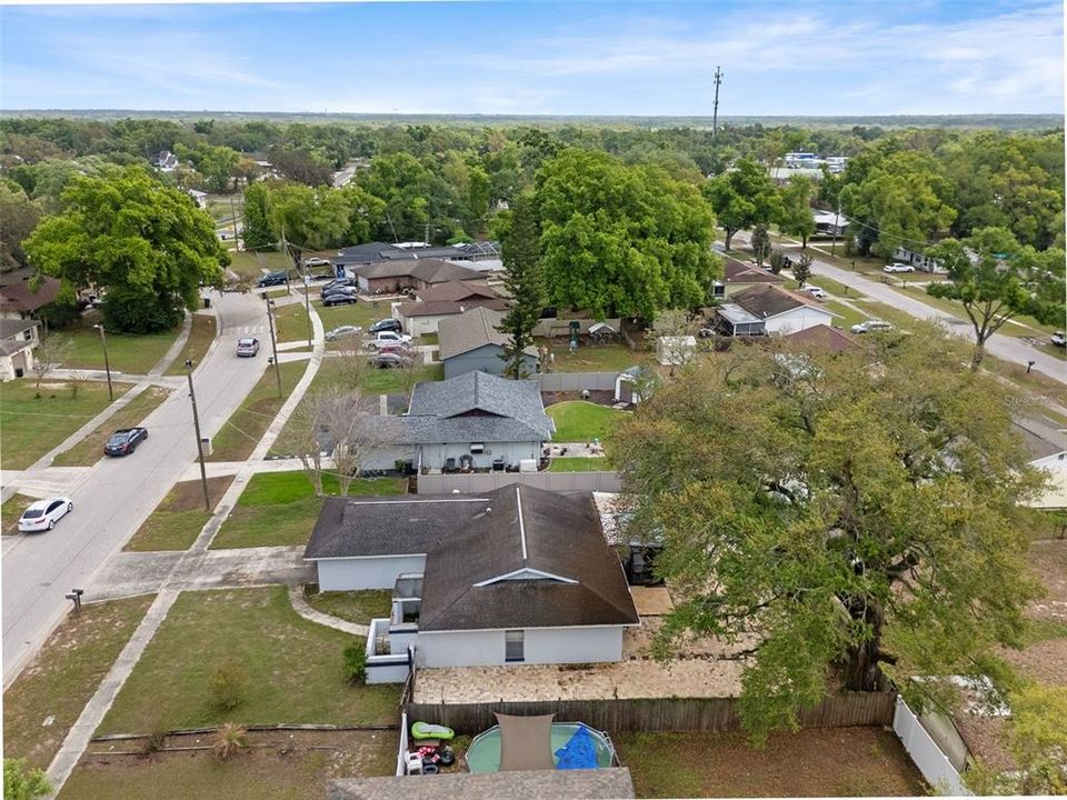 For Sale: $309,000 (3 beds, 2 baths, 1287 Square Feet)