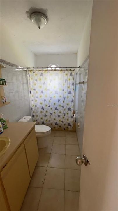 На продажу: $288,000 (4 спален, 4 ванн, 2000 Квадратных фут)
