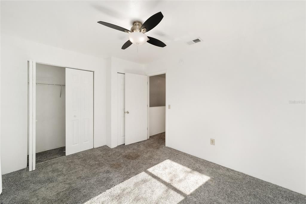 Activo con contrato: $125,000 (2 camas, 1 baños, 952 Pies cuadrados)