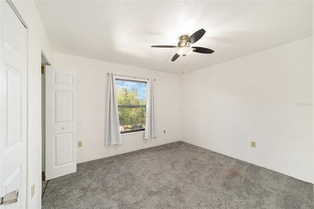 Activo con contrato: $125,000 (2 camas, 1 baños, 952 Pies cuadrados)