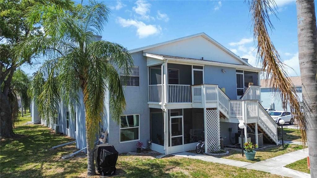 На продажу: $145,000 (2 спален, 2 ванн, 912 Квадратных фут)