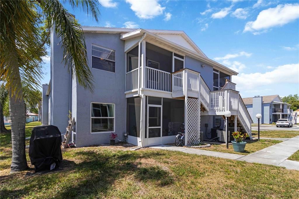 На продажу: $145,000 (2 спален, 2 ванн, 912 Квадратных фут)