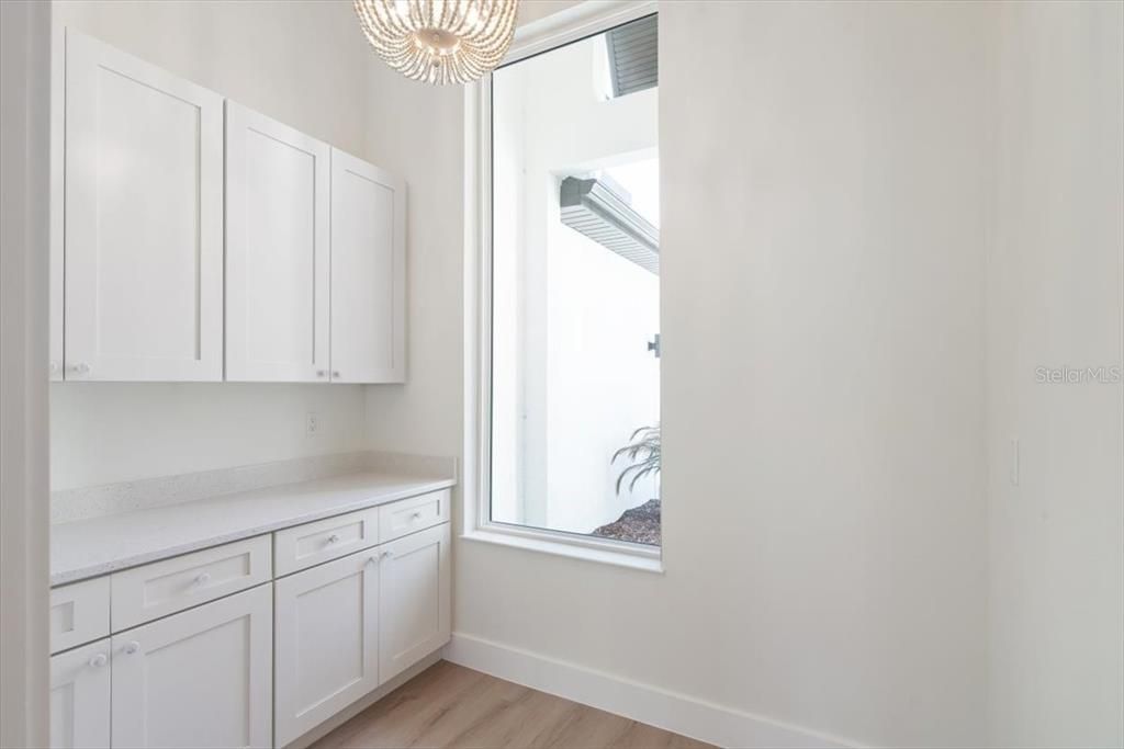 For Sale: $1,175,000 (4 beds, 3 baths, 2967 Square Feet)