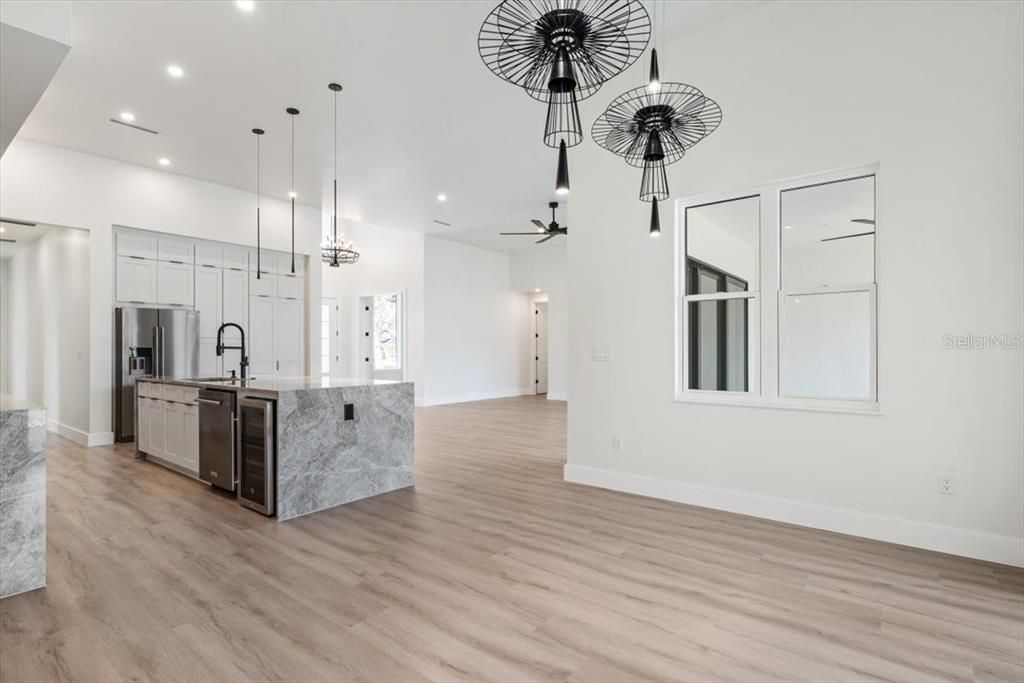 For Sale: $1,175,000 (4 beds, 3 baths, 2967 Square Feet)