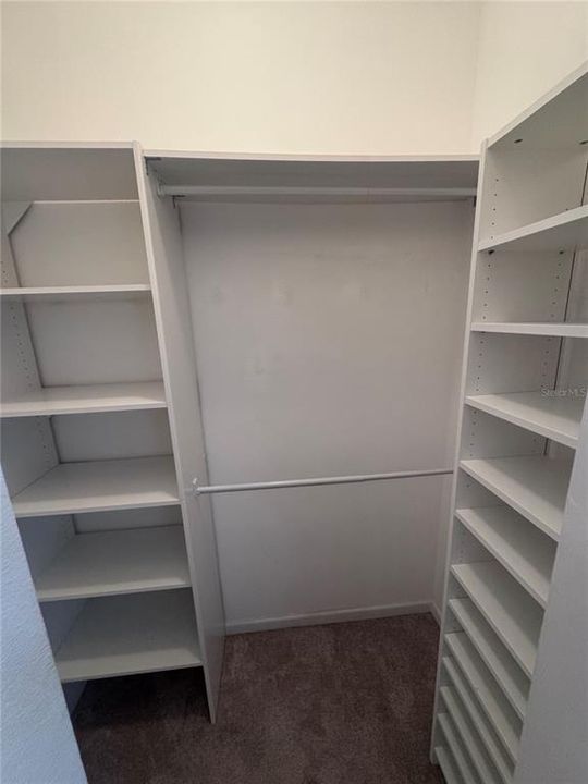 Под контрактом: $2,200 (3 спален, 2 ванн, 1671 Квадратных фут)