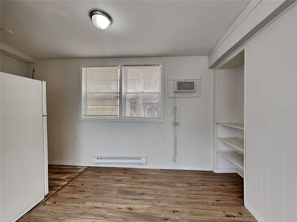 En Renta: $899 (1 camas, 1 baños, 850 Pies cuadrados)