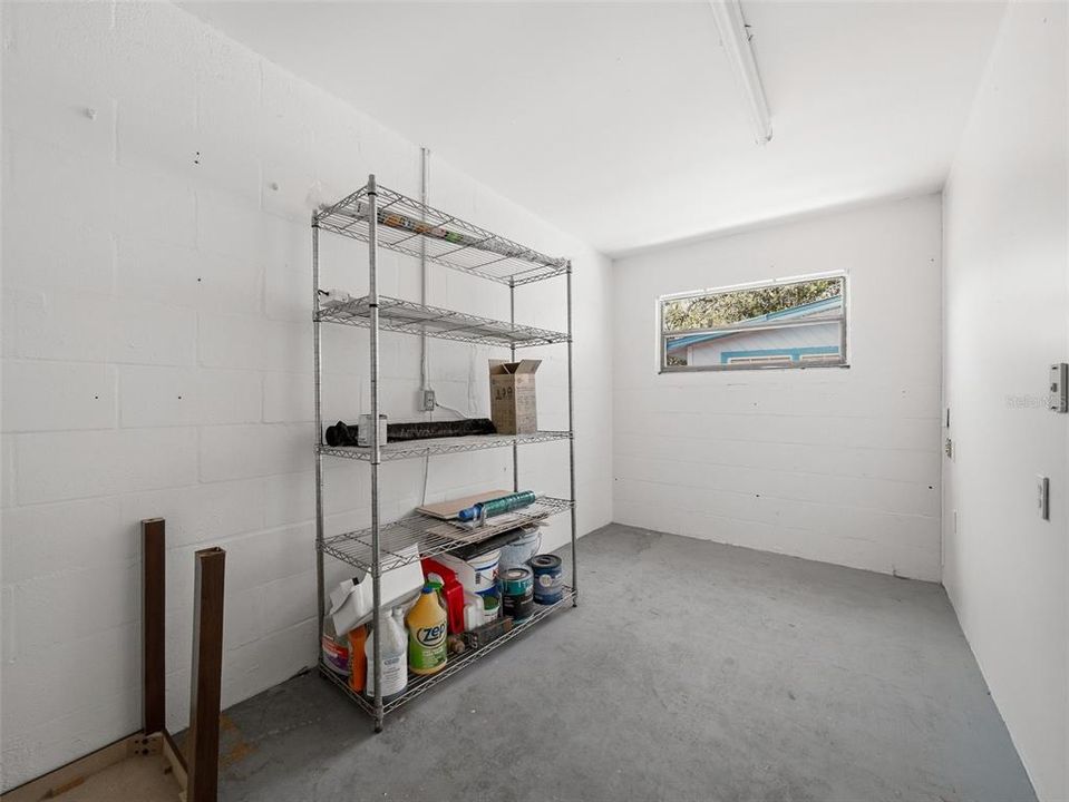 For Sale: $260,000 (3 beds, 2 baths, 1392 Square Feet)