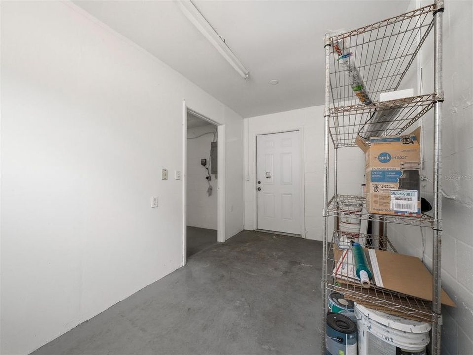 For Sale: $260,000 (3 beds, 2 baths, 1392 Square Feet)