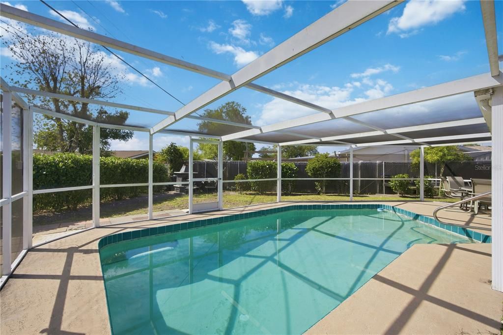 Activo con contrato: $256,900 (3 camas, 2 baños, 1144 Pies cuadrados)