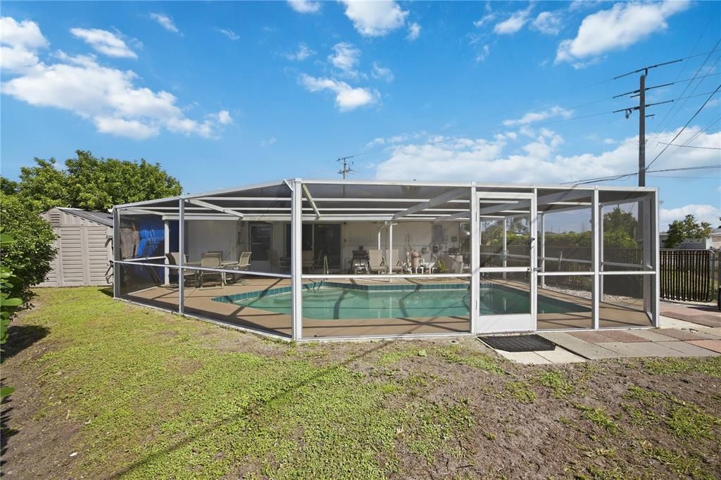 Activo con contrato: $256,900 (3 camas, 2 baños, 1144 Pies cuadrados)