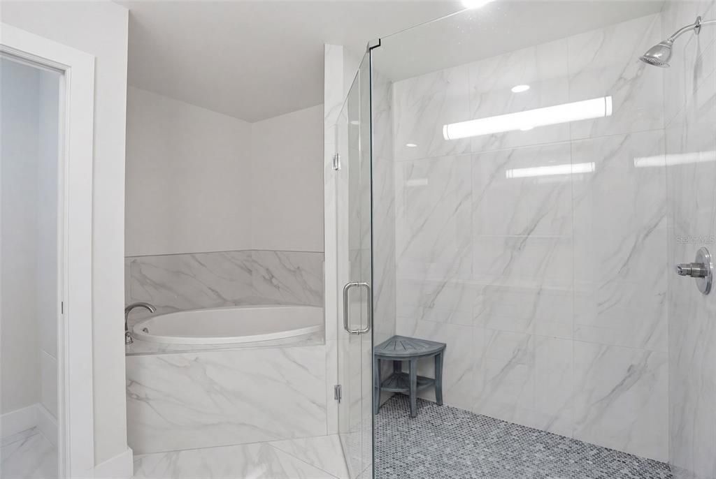 For Sale: $625,000 (2 beds, 2 baths, 1642 Square Feet)