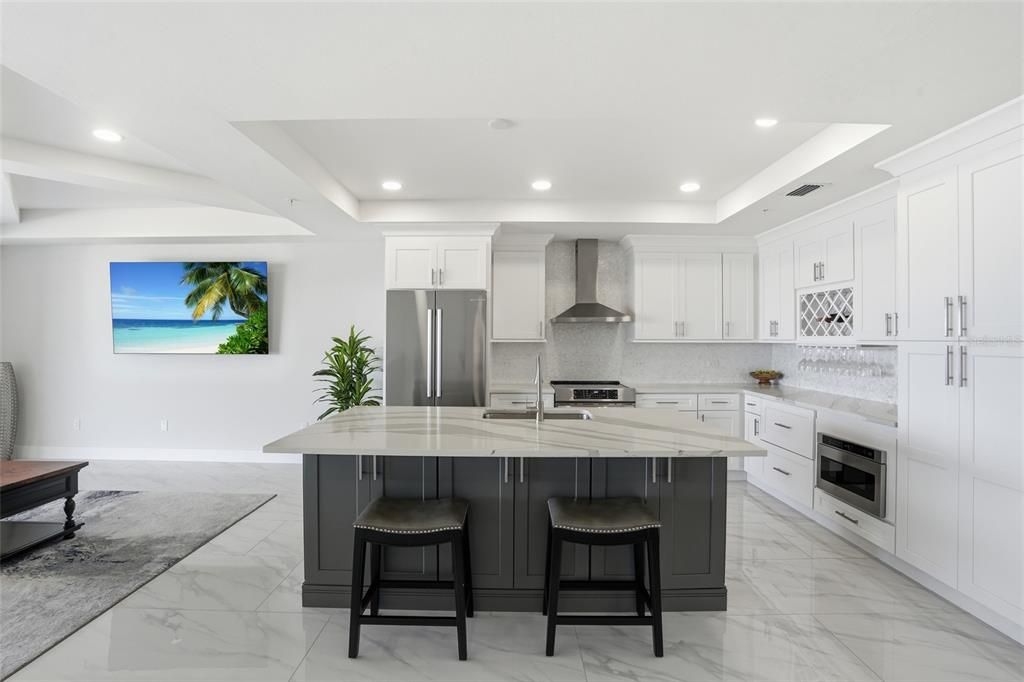 For Sale: $625,000 (2 beds, 2 baths, 1642 Square Feet)
