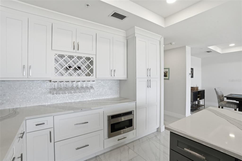 For Sale: $625,000 (2 beds, 2 baths, 1642 Square Feet)