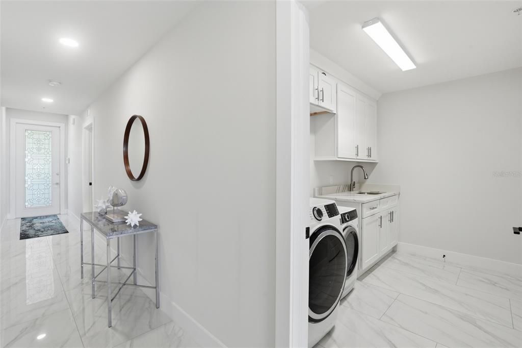 For Sale: $625,000 (2 beds, 2 baths, 1642 Square Feet)