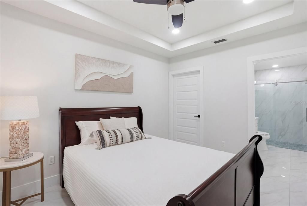 For Sale: $625,000 (2 beds, 2 baths, 1642 Square Feet)