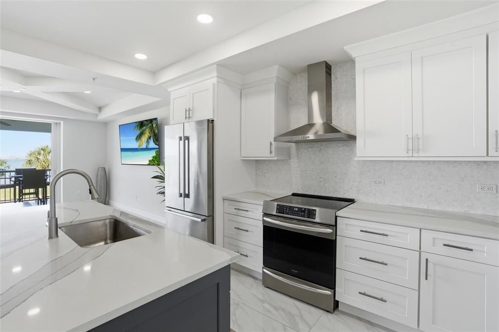 For Sale: $625,000 (2 beds, 2 baths, 1642 Square Feet)
