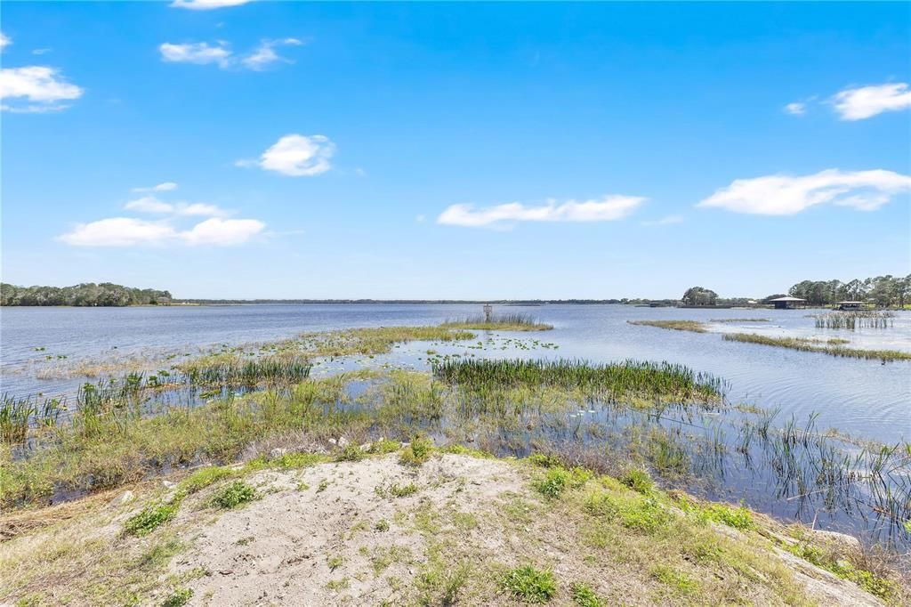 На продажу: $250,000 (2.10 acres)