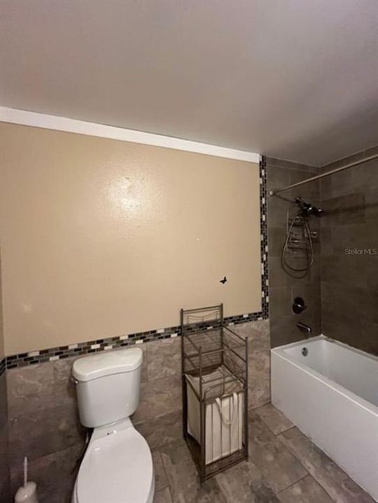 En Venta: $399,999 (4 camas, 2 baños, 2061 Pies cuadrados)