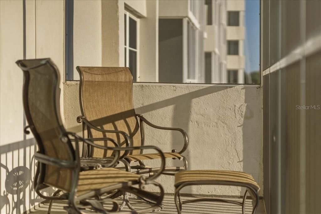 На продажу: $1,100,000 (2 спален, 2 ванн, 1430 Квадратных фут)