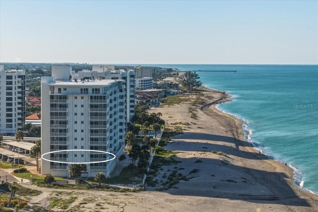 На продажу: $1,100,000 (2 спален, 2 ванн, 1430 Квадратных фут)