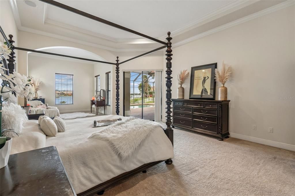 For Sale: $1,699,000 (4 beds, 4 baths, 4211 Square Feet)