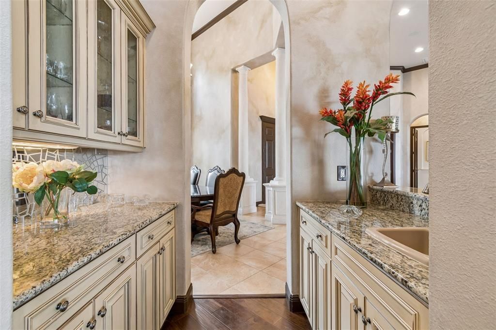 For Sale: $1,699,000 (4 beds, 4 baths, 4211 Square Feet)