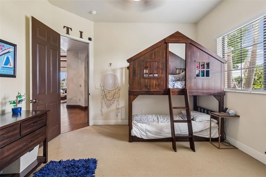 For Sale: $1,699,000 (4 beds, 4 baths, 4211 Square Feet)
