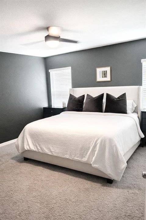 For Sale: $315,000 (3 beds, 2 baths, 1558 Square Feet)