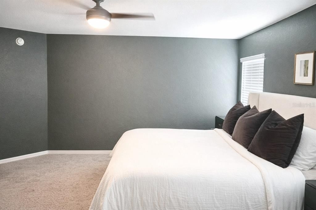 For Sale: $315,000 (3 beds, 2 baths, 1558 Square Feet)